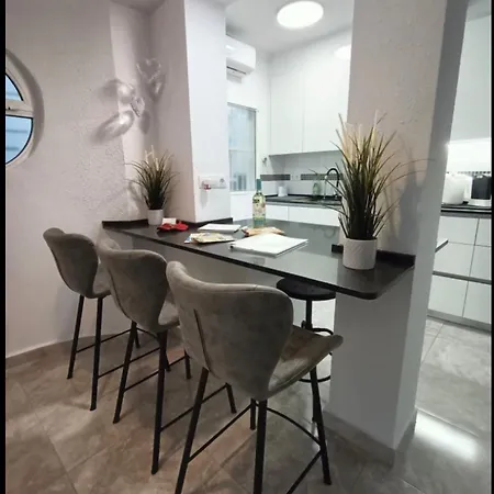 Vakantiehuis R-15 Large Holiday House *
