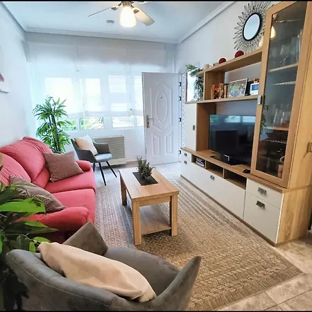 R-15 Large Holiday House Vakantiehuis *